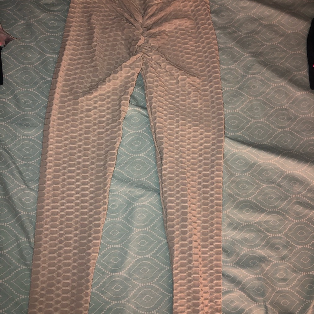 -BOMBUT light grey leggings size small